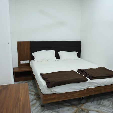 Hotel Aaram Kalupur アーメダバード エクステリア 写真