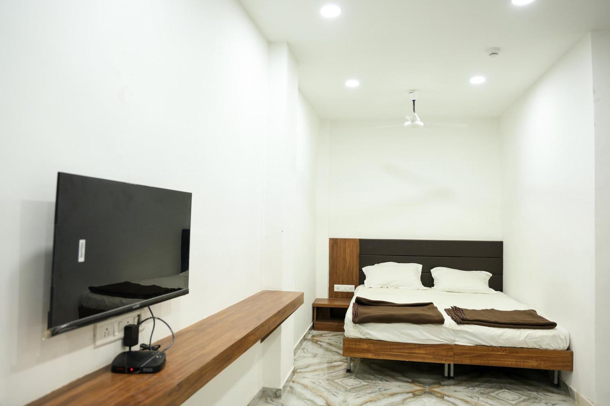 Hotel Aaram Kalupur アーメダバード エクステリア 写真