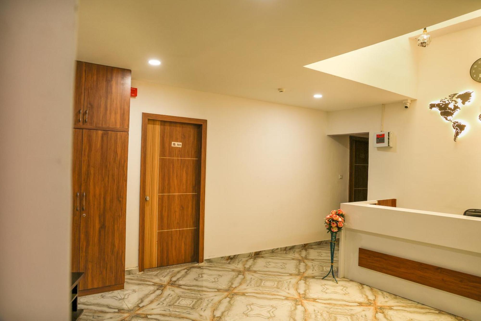 Hotel Aaram Kalupur アーメダバード エクステリア 写真
