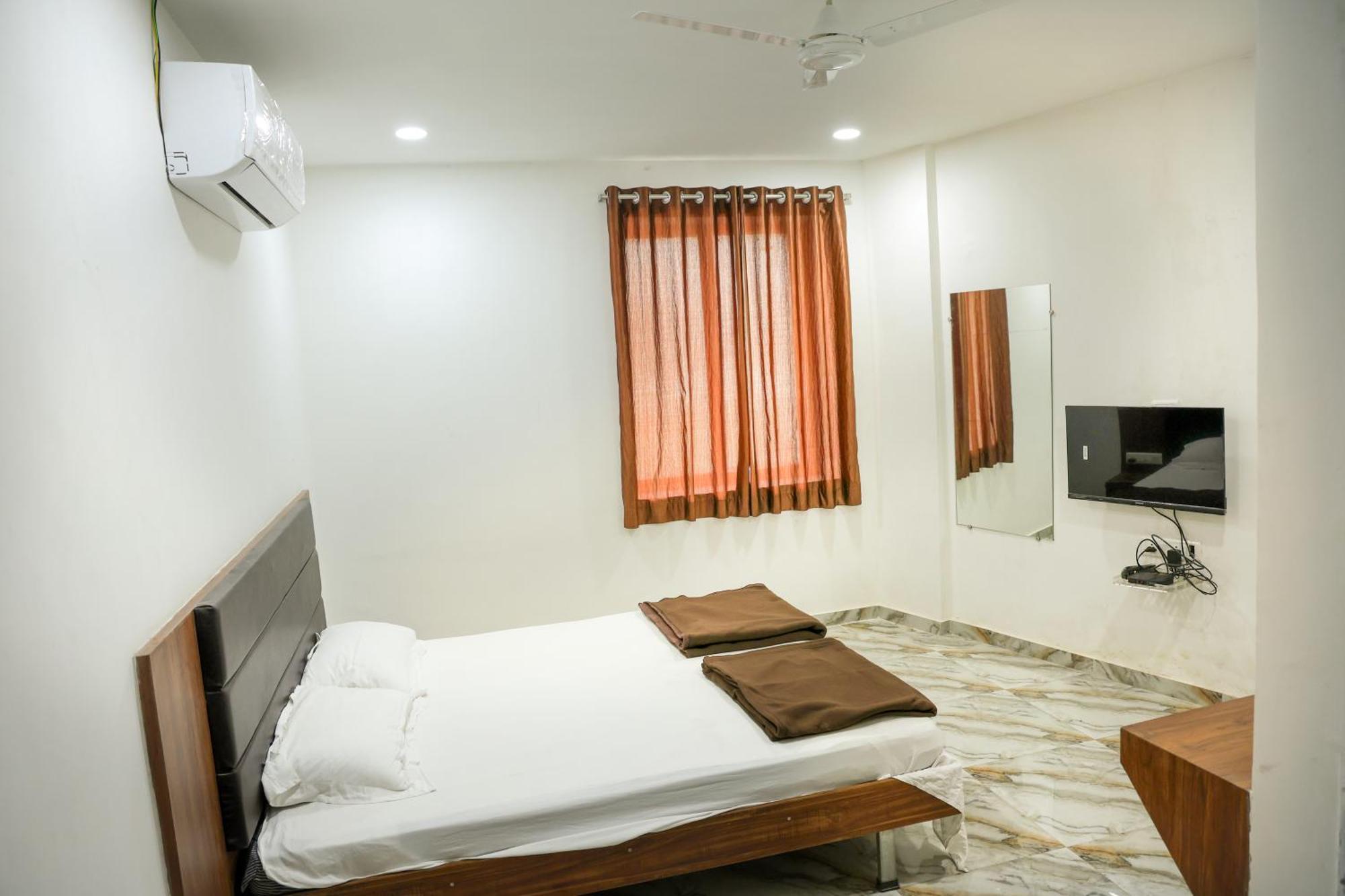 Hotel Aaram Kalupur アーメダバード エクステリア 写真