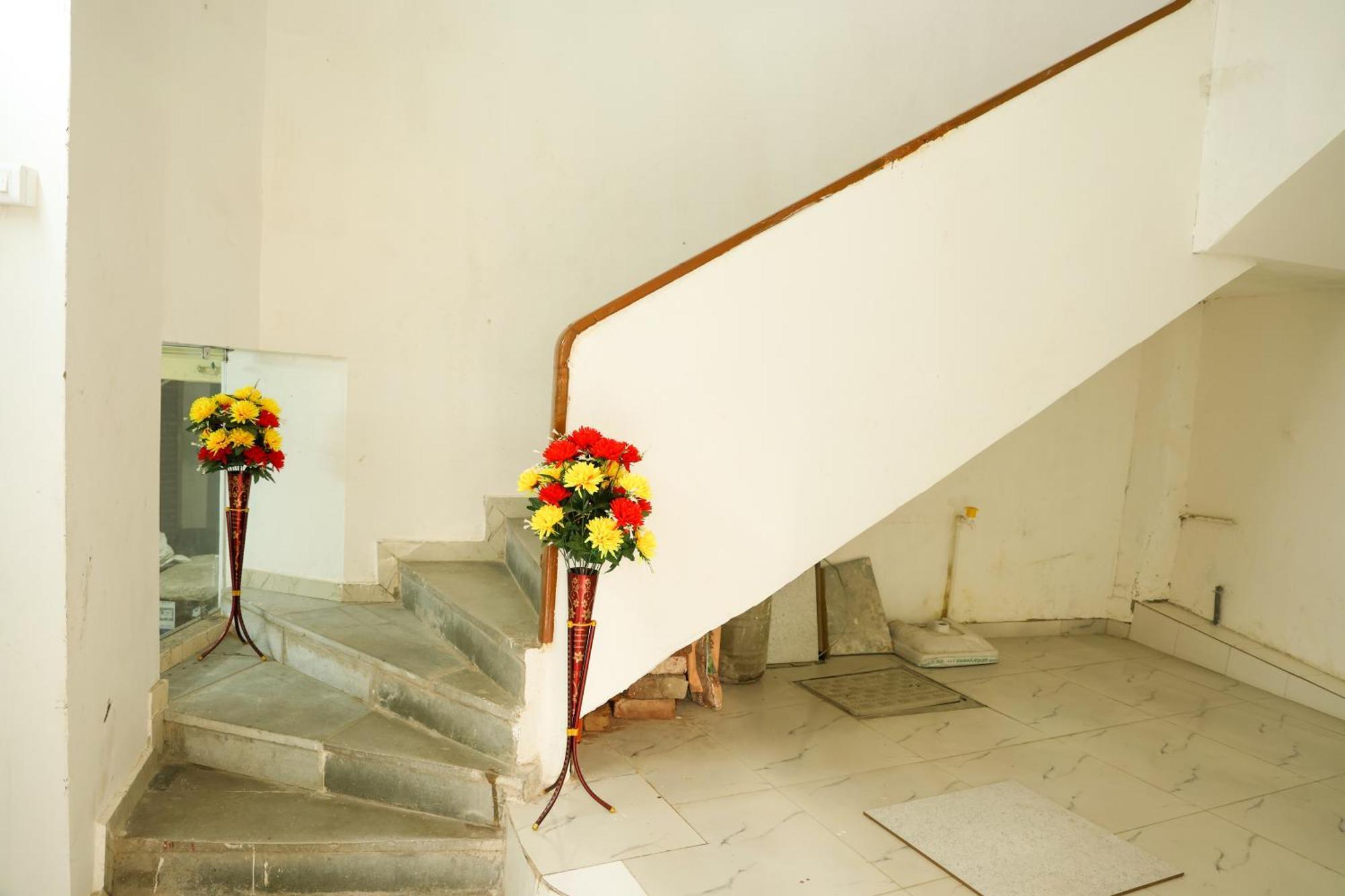 Hotel Aaram Kalupur アーメダバード エクステリア 写真