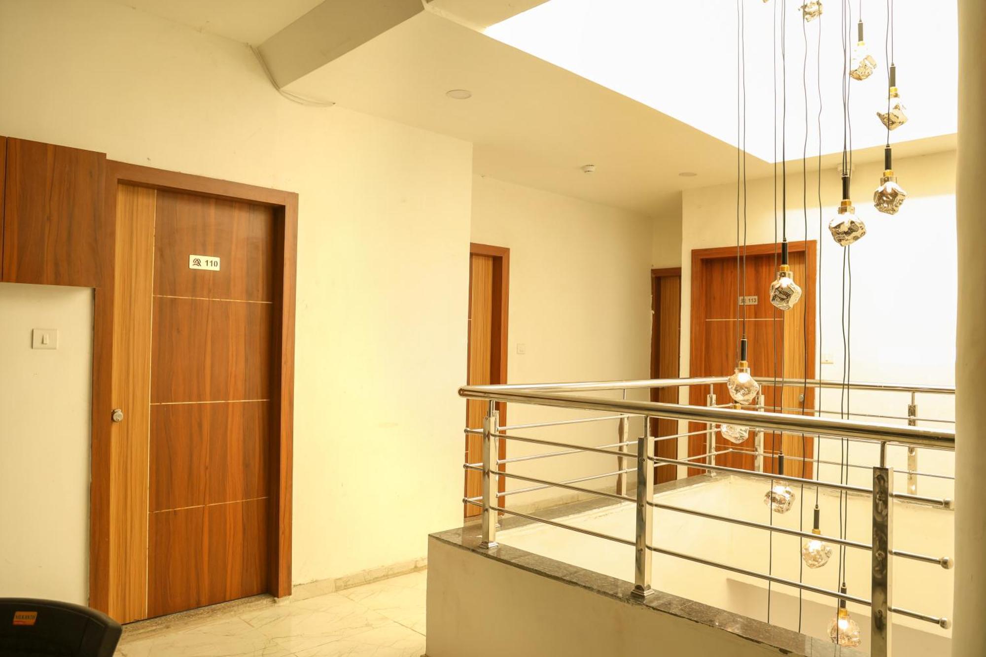 Hotel Aaram Kalupur アーメダバード エクステリア 写真
